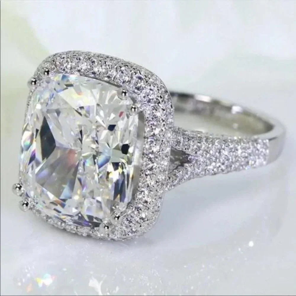 ENGAGEMENT 925 STERLING SILVER DIAMOND DOME RING, CUTE RING, SHINY RING. - Picture 4 of 6